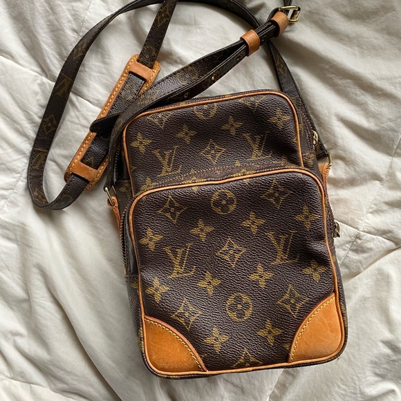 Vintage Louis Vuitton Crossbody Monogram Bag - Picture 1 of 9